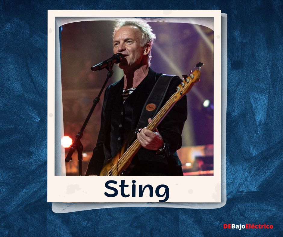 Sting cantando y tocando el bajo