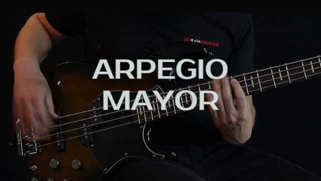arpegio mayor en bajo